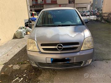 Opel Meriva 1.6 16V Enjoy 05/2004 AUTOMATICA