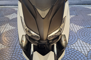 Scooter Yamaha X_MAX 400 (ABS)