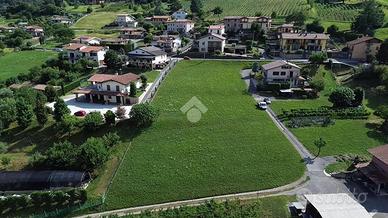 TER. RESIDENZIALE A FORESTO SPARSO