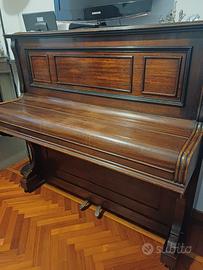 pianoforte da arredo non accordato
