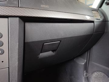 Cassetto portaoggetti OPEL MERIVA del 2006