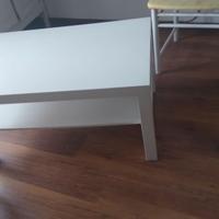 Armadio,letto,tavolinetto caffe'