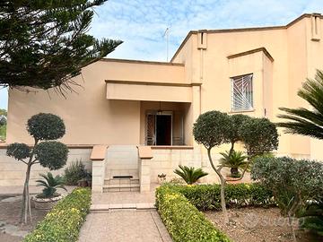 LAMA-Via Petunie Villa in bifamiliare