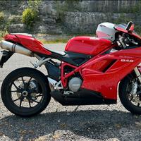Ducati 848