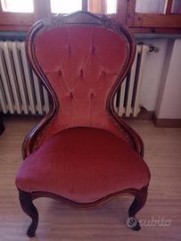 2 poltrone in stile antico imbottite