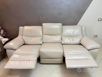 Divano in vera pelle