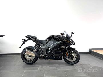 Kawasaki Ninja 1100 SX KIT TOURER OMAGGIO
