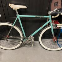 Bici fissa bianchi via condotti