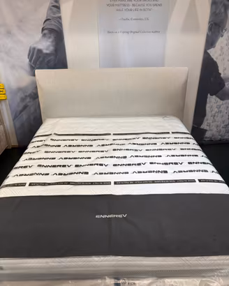 Letto matrimoniale Ennerev + materasso nuovo