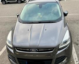 Ford Kuga titanium