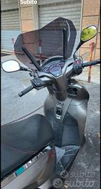  scooter sh300