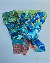 Foulard 70x70 cm in seta al 70% e viscosa al 30% 