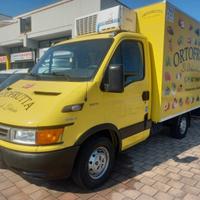 Iveco daily 2.3 d cella isotermica + gruppo frigo