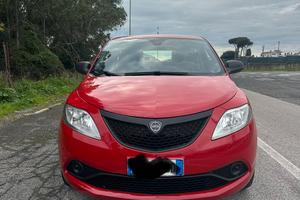 Lancia Y ecochic 1.0 FireFly Hybrid