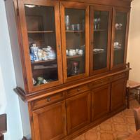 Vetrina tavolo sedie