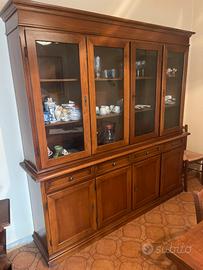 Vetrina tavolo sedie