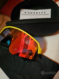 oakley sutro lite sweep