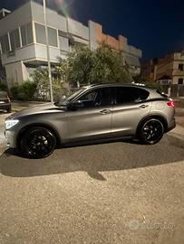 STELVIO 2.2 190 cv AT8 Q4 B-TECH FULL OPTIONAL