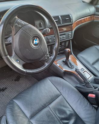 BMW E39 530i berlina ASI 2002