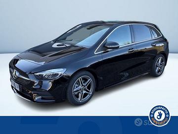 Mercedes-Benz Classe B 180d Automatic AMG Lin...