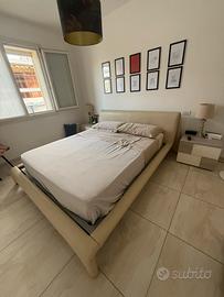 Struttura letto matrimoniale con rete