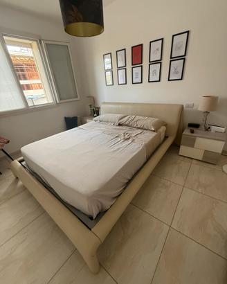 Struttura letto matrimoniale con rete