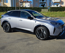 Peugeot E3008