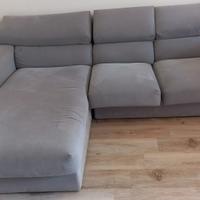 Divano tre posti con penisola