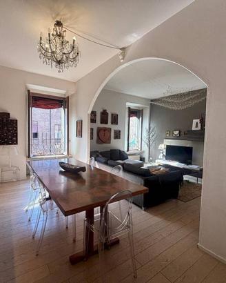 Appartamento di 205 m² con 5 locali e box auto dop