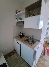 Angolo cucina con tavolino a ribalta 