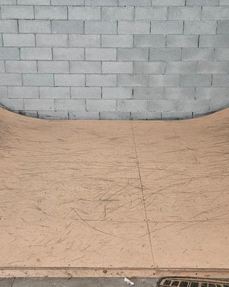 rampa skate usata  half-pipe