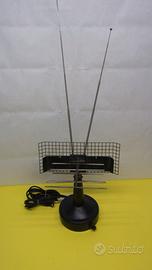 Antenna amplificata orientabile, con regolazione