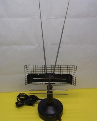 Antenna amplificata orientabile, con regolazione