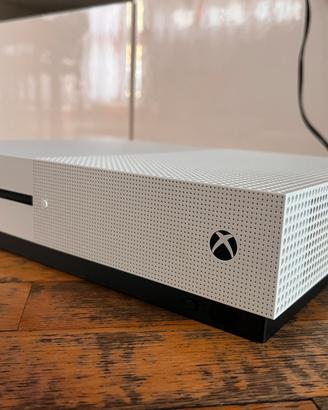 Xbox One S