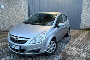 Opel corsa 1.2 benzina NEOPATENTATI