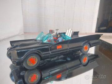 BATMOBILE CORGI TOYS 1/43 NO POLITOYS