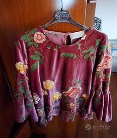 Maglietta Vicolo con ricamo floreale