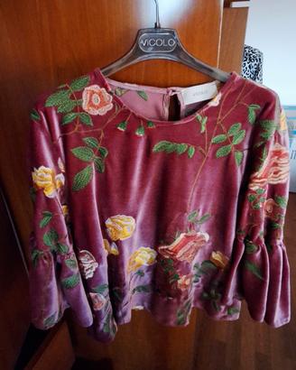 Maglietta Vicolo con ricamo floreale