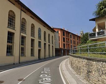 Immobile in asta di 540 m² con 1 locale e box auto