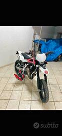 Husqvarna sm/cr 125
