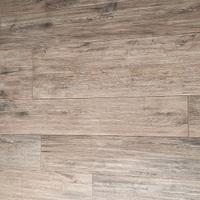 piastrelle gres porcellanato effetto legno