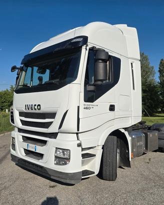 TRATTORE STRADALE IVECO ECOSTRALIS 460