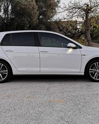 Golf  7.5  R-Line DSG