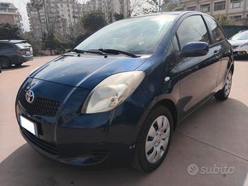 TOYOTA YARIS 1.0 SOL CLIMA RADIO