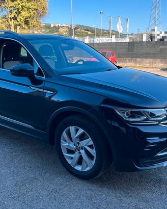 Volkswagen Tiguan 2.0 TDI 150 CV SCR DSG FULL - 20