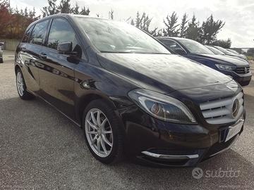 MERCEDES-BENZ B 180 CDI