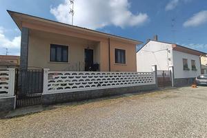 Villa o villino Vigevano [RB285VRG]