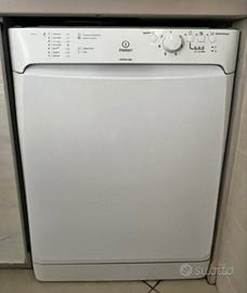 lavastoviglie indesit 