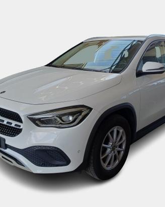 MERCEDES-BENZ GLA 200 D AUTOMATIC BUSINESS EXTRA C
