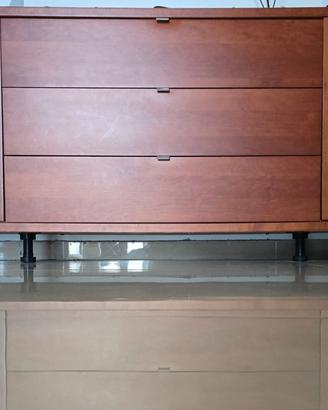 Madia Calligaris